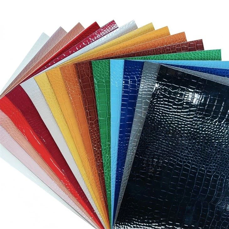 Glossy Crocodile Embossed PU Leather (For Bags & Accessories) factory